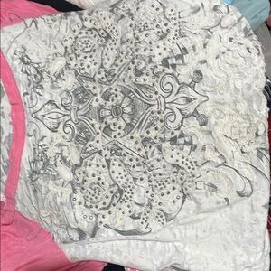 Daytrip Women's Short Sleeve Tee - Pink and White